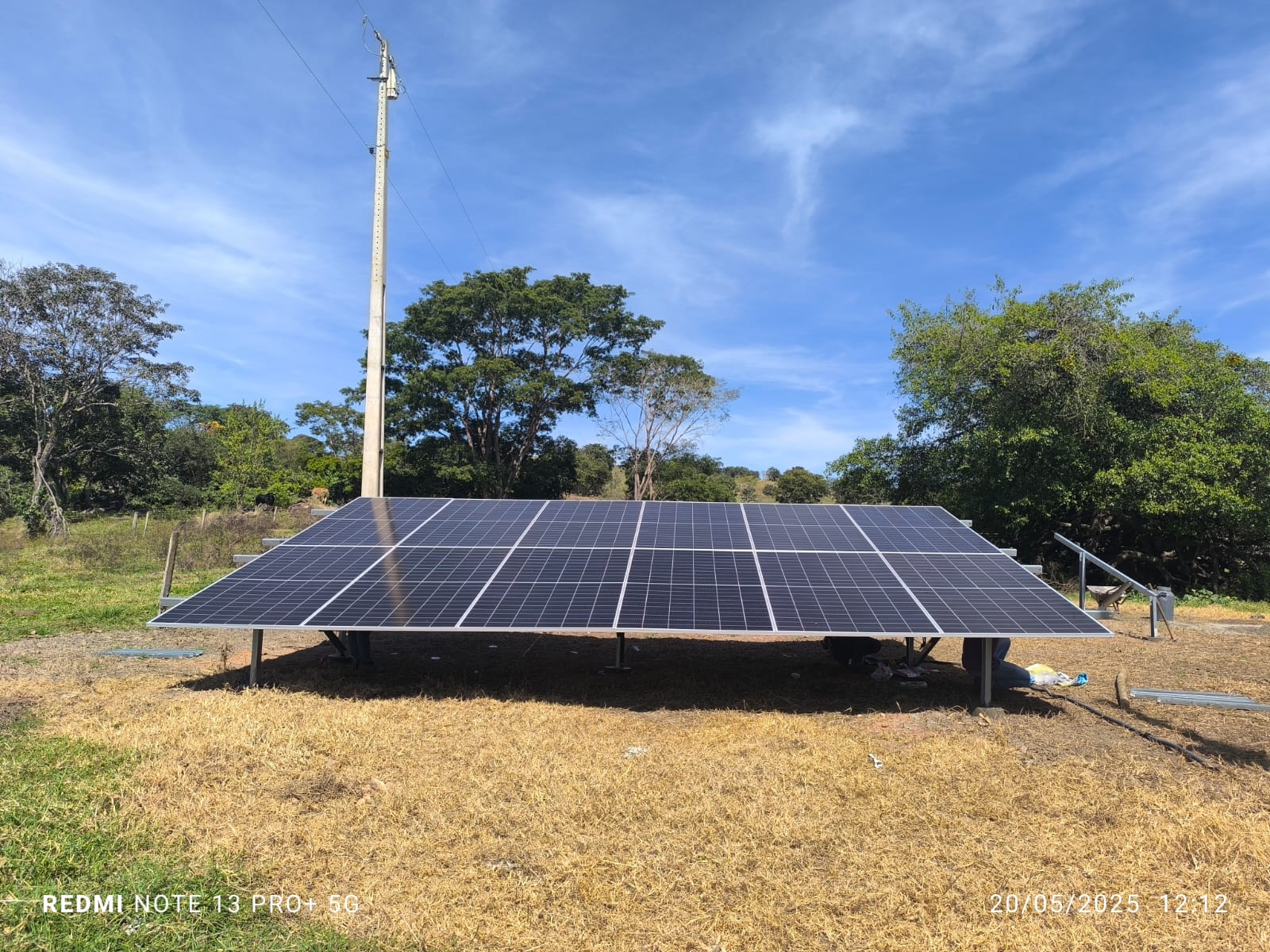 Estrutura solar de solo em propriedade rural